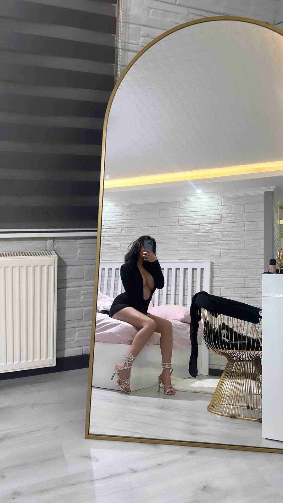 Donanma Başarılı Kadın Escort Vildan