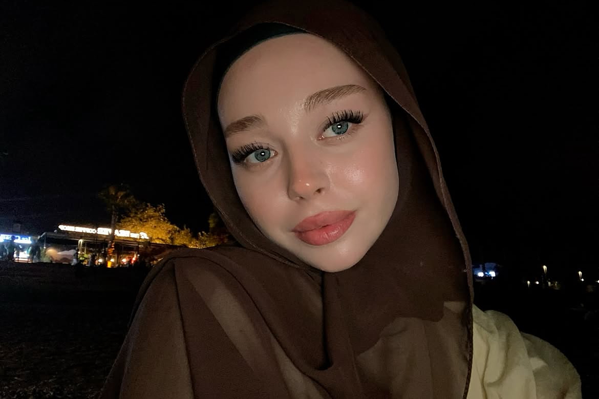 Karlı Birlikte Güzel Bayan Escort Gamze